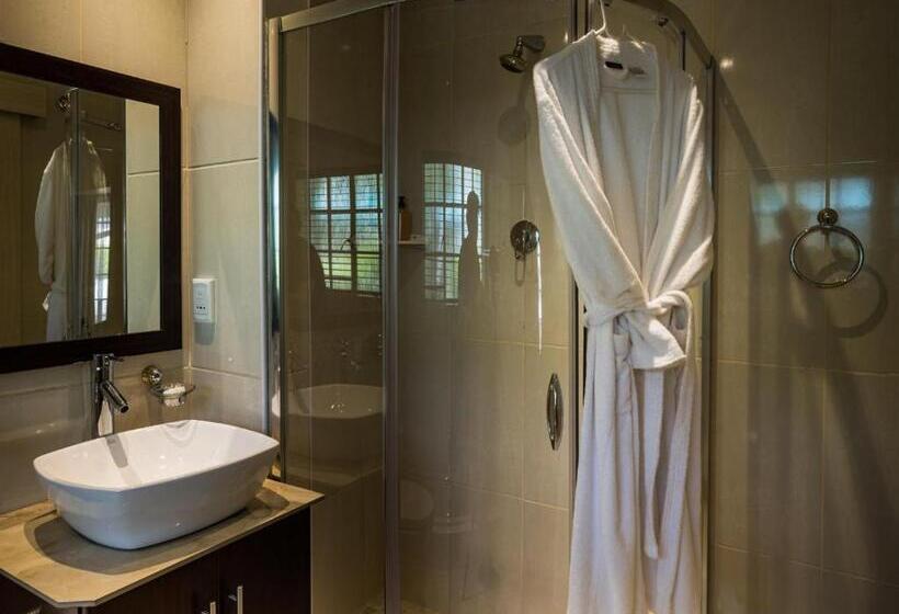 Пансион Gallo Manor Executive Bed & Breakfast