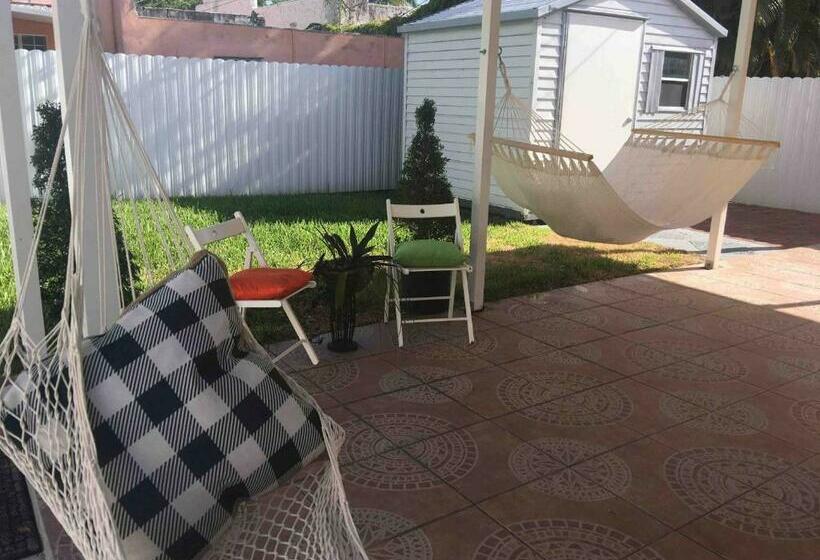 بنسيون Private Studio In Little Havana