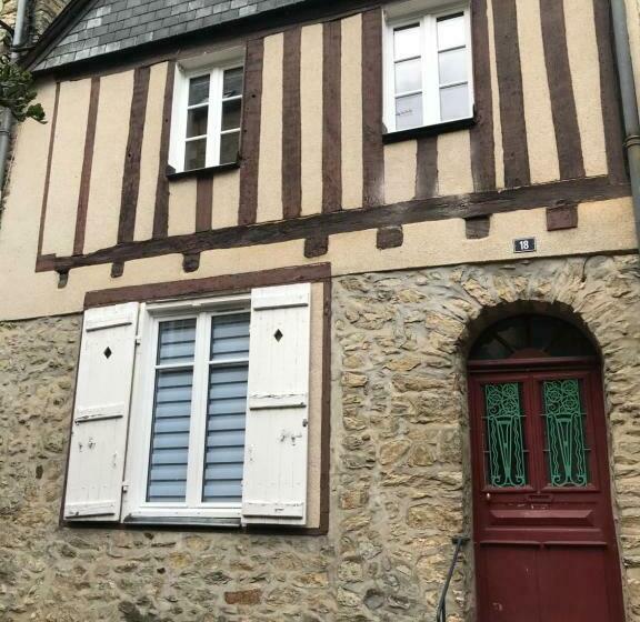 بنسيون Maison Centre Ville