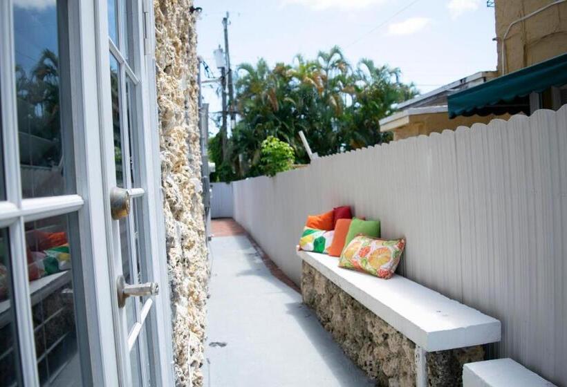 بنسيون Private Studio In Little Havana