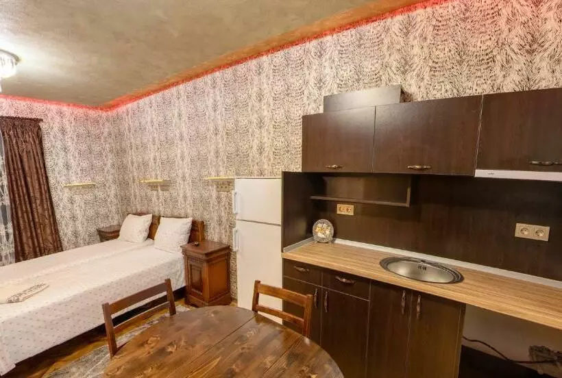 ペンション Simona Guest House
