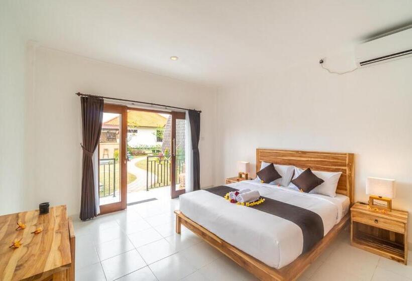 פנסיון Wooden Puri Guesthouse By Bukit Vista