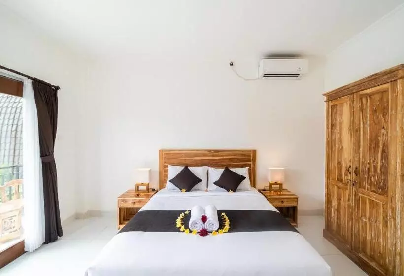 Majatalo Wooden Puri Guesthouse By Bukit Vista
