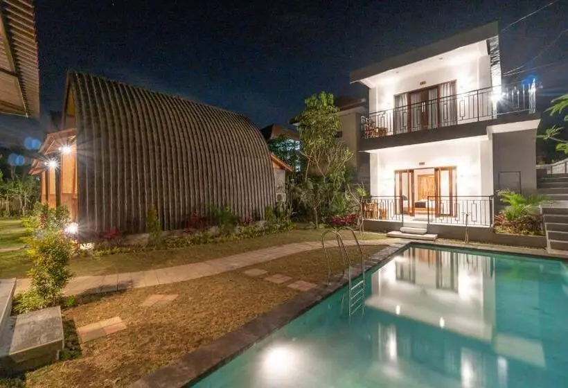 Majatalo Wooden Puri Guesthouse By Bukit Vista
