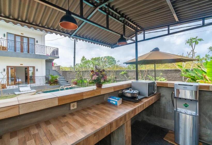 פנסיון Wooden Puri Guesthouse By Bukit Vista