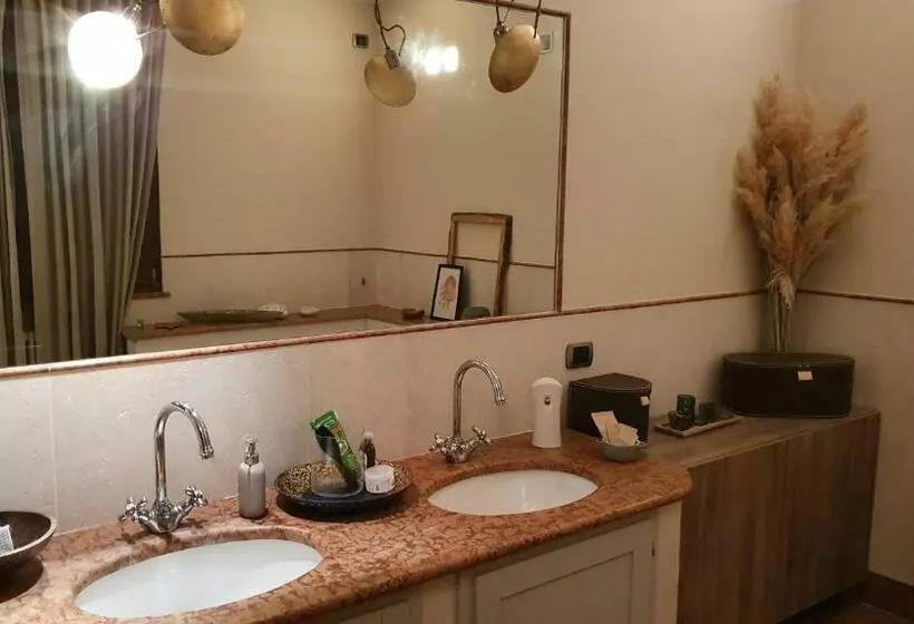 Aamiaismajoitus (B&B) Glicine & More Forlì