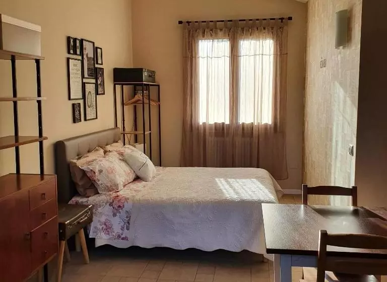 Aamiaismajoitus (B&B) Glicine & More Forlì