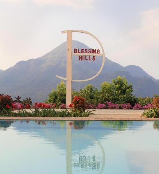 فندق Blessing Hills Family Resort &
