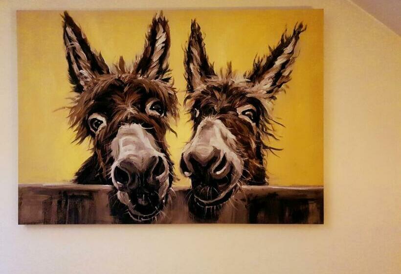 فندق Highfields Town House