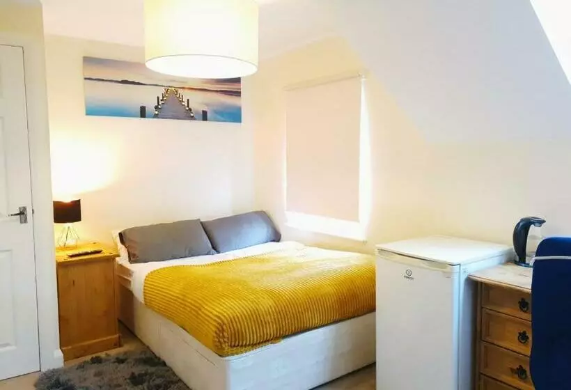 ホテル Highfields Town House
