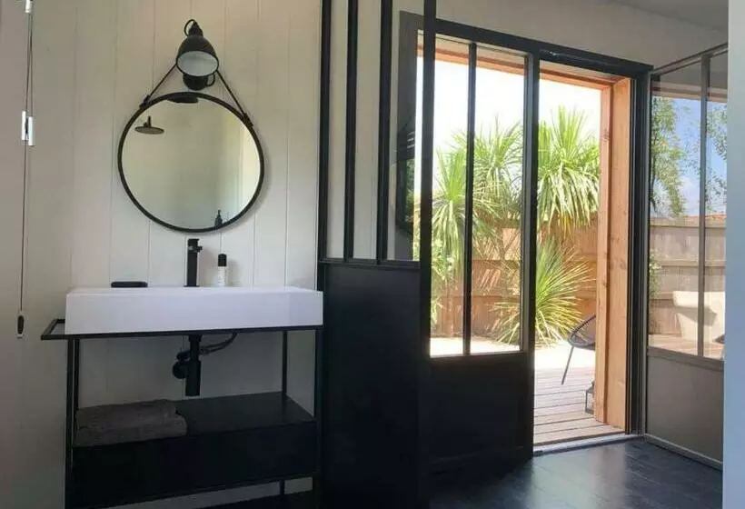 پانسیون La Cabane Poetique