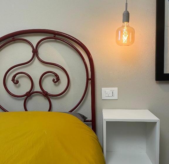 פנסיון La Casa All Ombra Della Chiesa