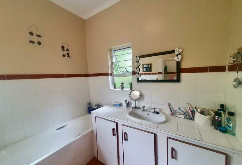 ベッドアンドブレックファースト 23 Ambleside Holiday Retreat By The Sea