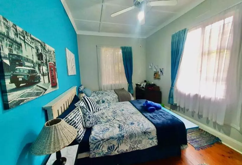 Aamiaismajoitus (B&B) 23 Ambleside Holiday Retreat By The Sea