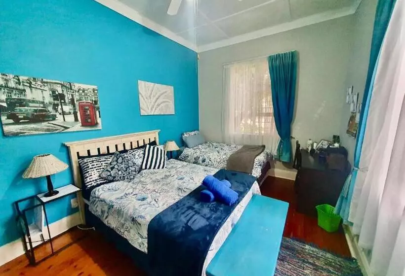 Aamiaismajoitus (B&B) 23 Ambleside Holiday Retreat By The Sea