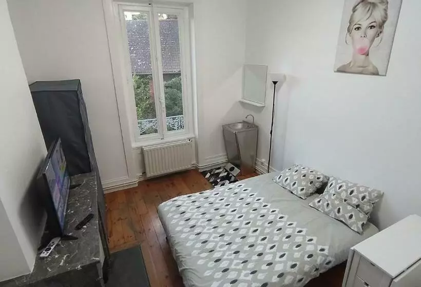 ベッドアンドブレックファースト La Batisse De Saint Chamond