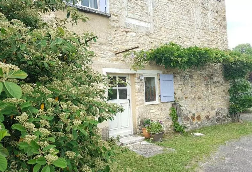 Aamiaismajoitus (B&B) Mas Sarrat Apartment