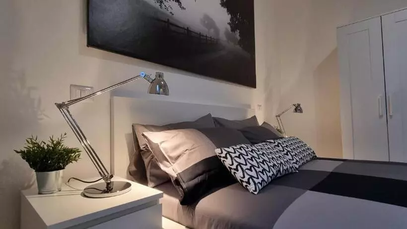 Aamiaismajoitus (B&B) San Donato Policlinico Bbking