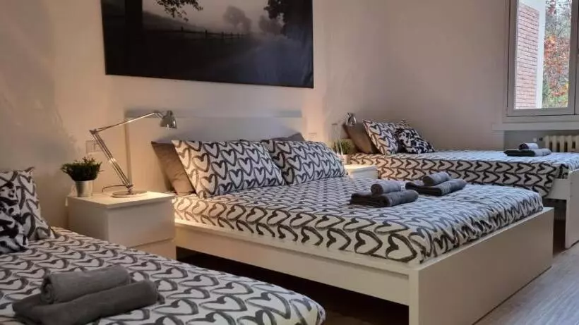 Aamiaismajoitus (B&B) San Donato Policlinico Bbking