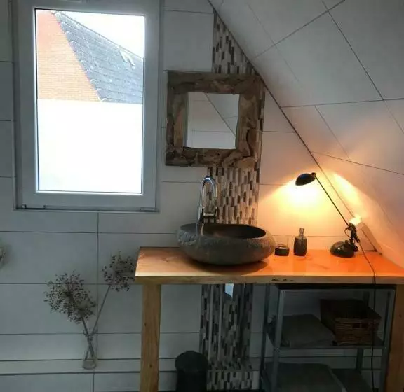 ベッドアンドブレックファースト T’ Hogeland Ainrom