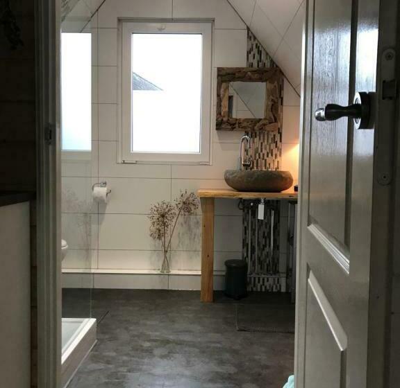 ベッドアンドブレックファースト T’ Hogeland Ainrom