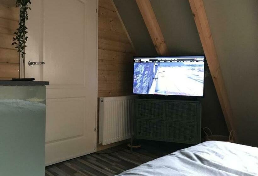 ベッドアンドブレックファースト T’ Hogeland Ainrom