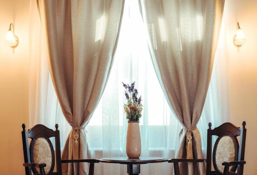 تختخواب و صبحانه Vila Genia