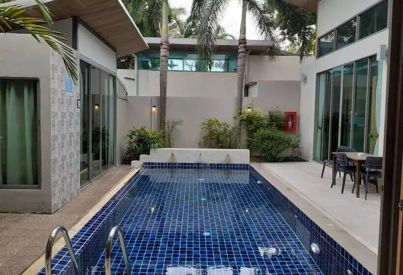 Hotelli Areeca Mahogany Zone