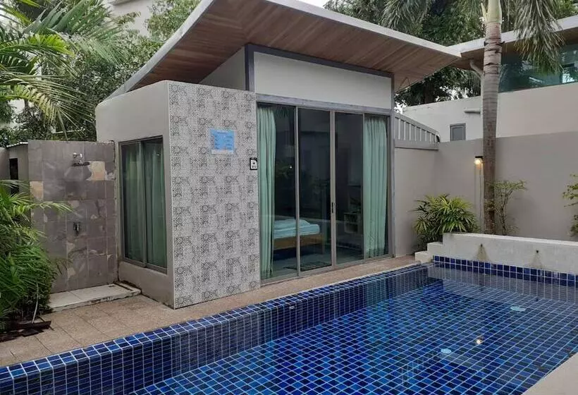 Hotelli Areeca Mahogany Zone