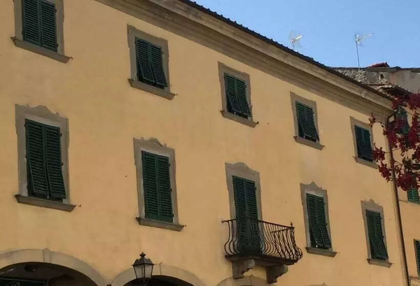 ペンション La Piazza Uno