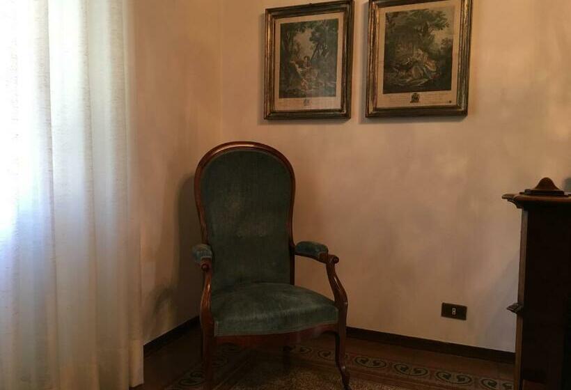 بنسيون La Piazza Uno