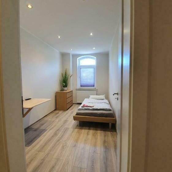 ペンション Zimmervermietung Lannik