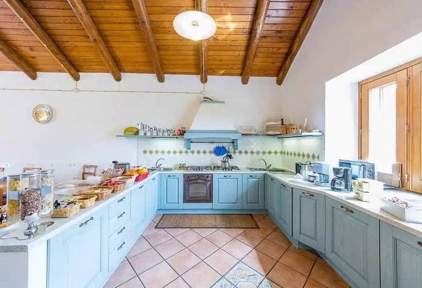 Retkeilymaja B&b Beata Solitudo