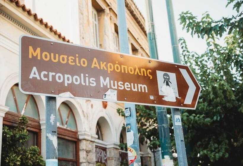 簡易ホテル Athens Backpackers