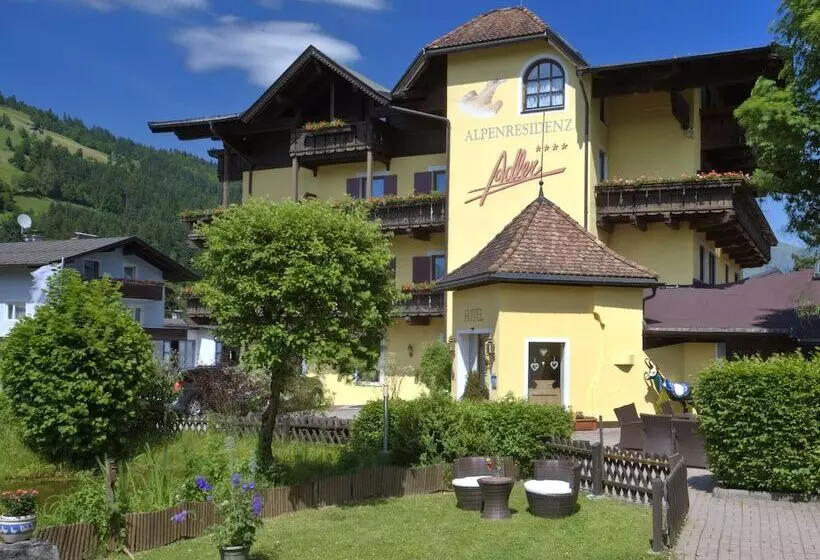 ホテル Alpenresidenz Adler