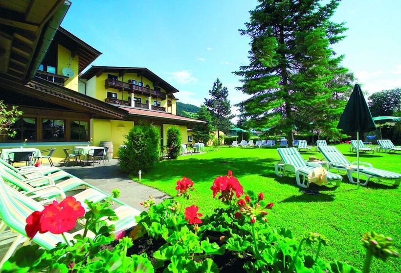 בית מלון כפרי Alpenresidenz Adler