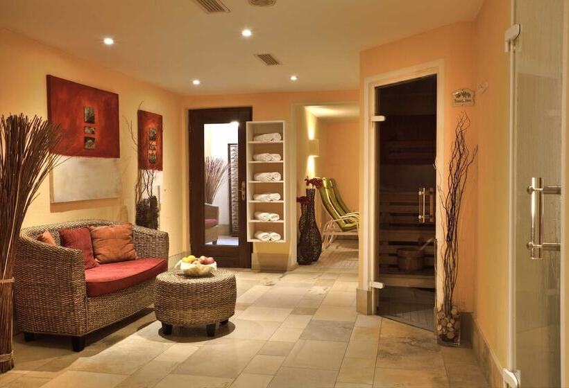 בית מלון כפרי Alpenresidenz Adler