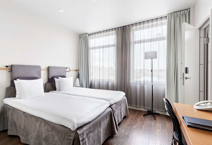 هتل Best Western Plus Sthlm Bromma