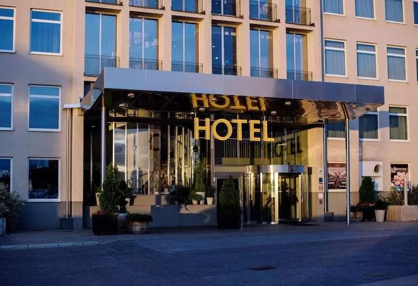 Отель Best Western Plus Sthlm Bromma