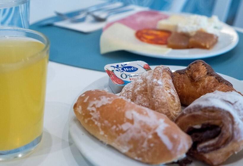 هتل Bungalows Don Juan Tossa