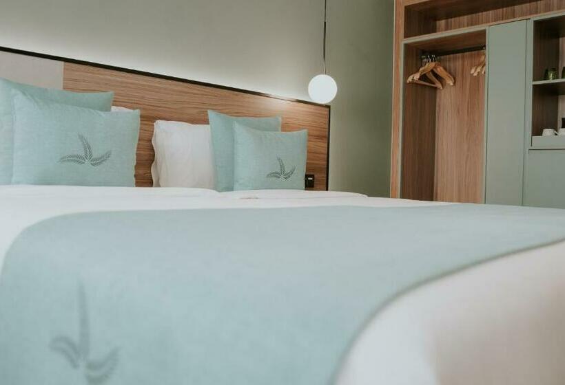 ホテル Catalina Plaza Sostenible