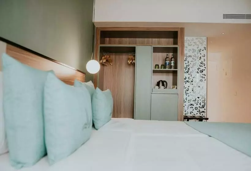 ホテル Catalina Plaza Sostenible