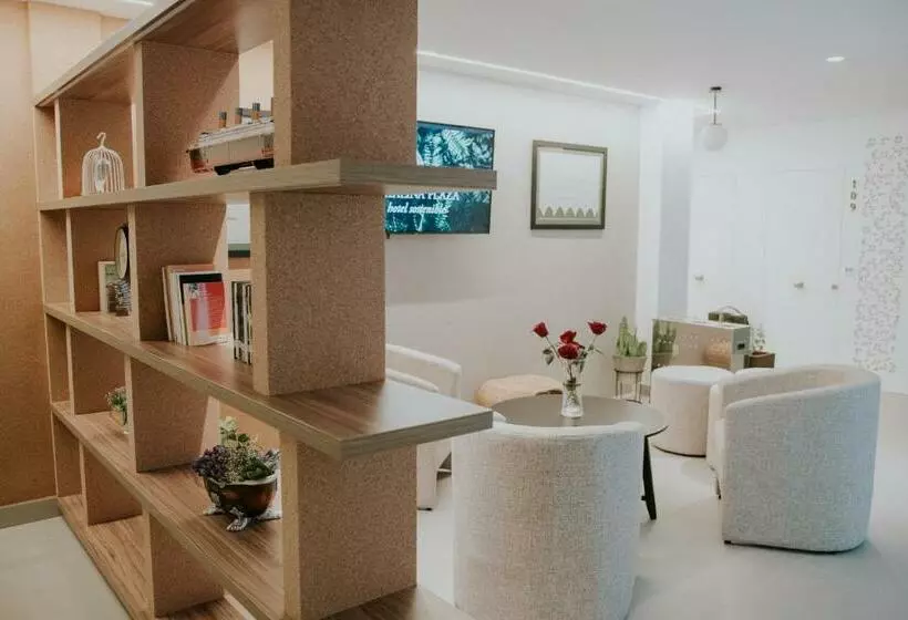 ホテル Catalina Plaza Sostenible