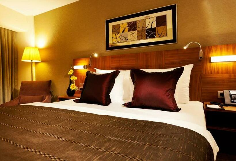 فندق Crowne Plaza Istanbul Harbiye, An Ihg