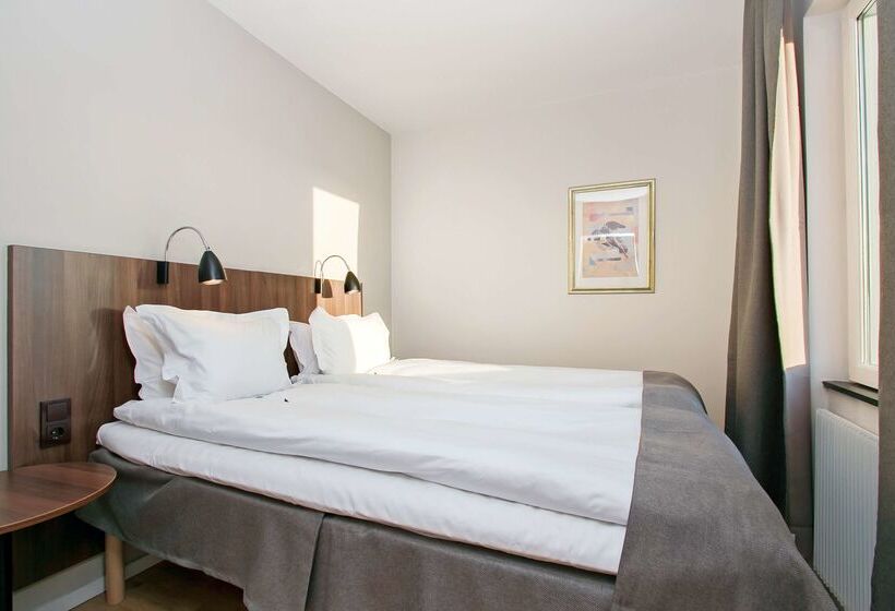 First Hotel Brommaplan