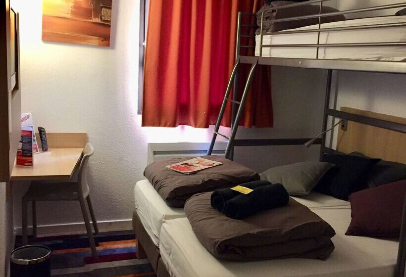 ホテル Kyriad Direct La Rochelle Aytré