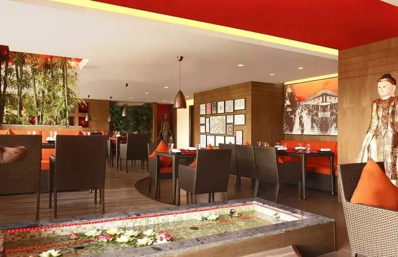 酒店 Lemon Tree Premier Ulsoor Lake  Bengaluru