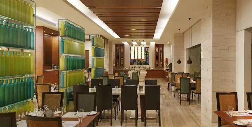 酒店 Lemon Tree Premier Ulsoor Lake  Bengaluru