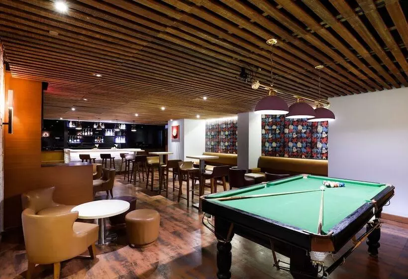 酒店 Lemon Tree Premier Ulsoor Lake  Bengaluru