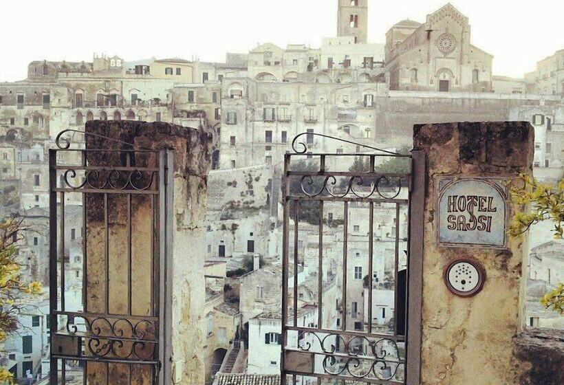 فندق Sassi